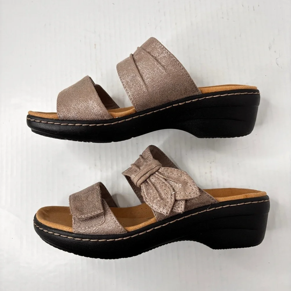 Clarks Merliah Charm Comfort Sandals Taupe Metallic Slides Size 6.5 Adjustable